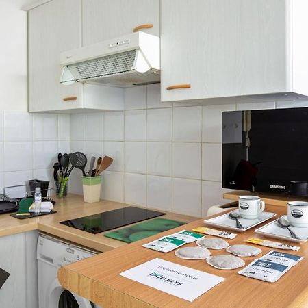 Appartement Dauphine - Welkeys Ла Рошел Екстериор снимка