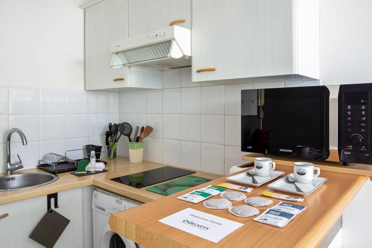 Appartement Dauphine - Welkeys Ла Рошел Екстериор снимка