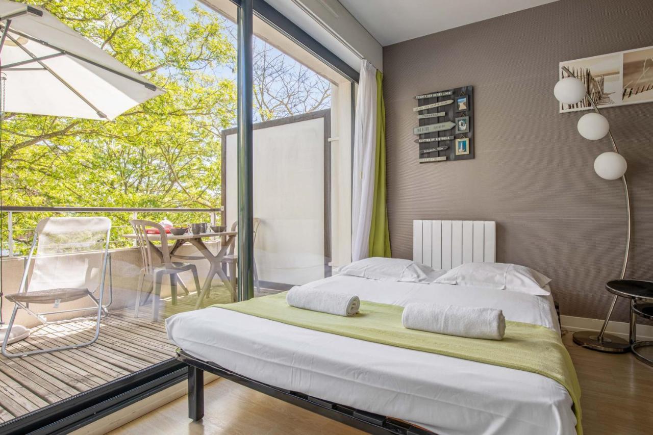 Appartement Dauphine - Welkeys Ла Рошел Екстериор снимка